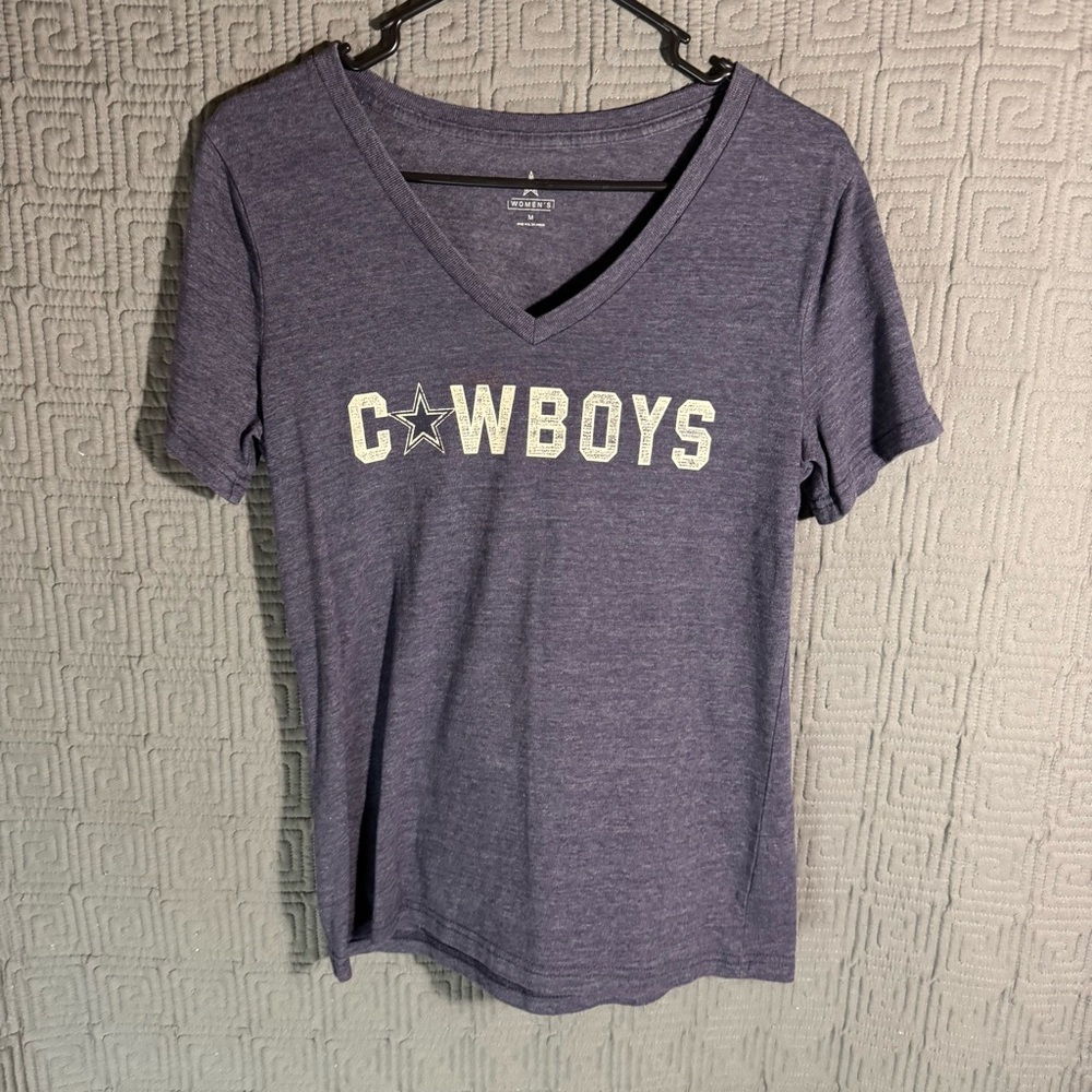 Dallas Cowboys T-Shirt Women’s Size Medium Navy Blue V-Neck Polyester Blend